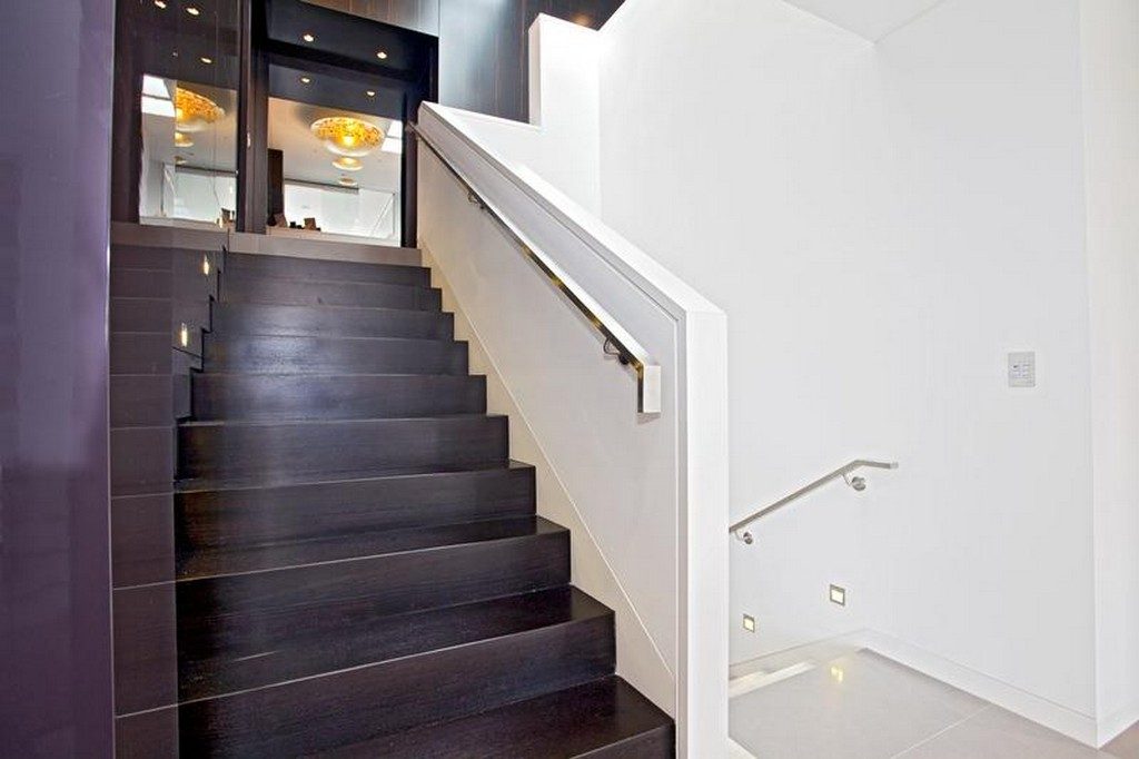Handrails Image 8