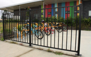 fencing and gates Hills District